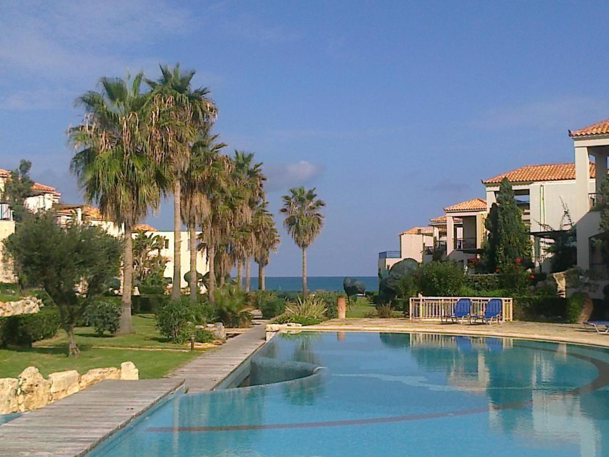 Apartament Leon Maleme Do 6 Os.アパートメント エクステリア 写真