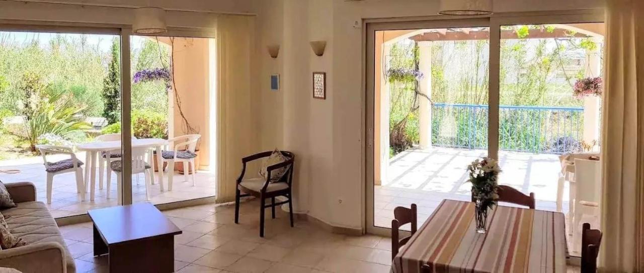 Apartament Leon Maleme Do 6 Os.アパートメント エクステリア 写真