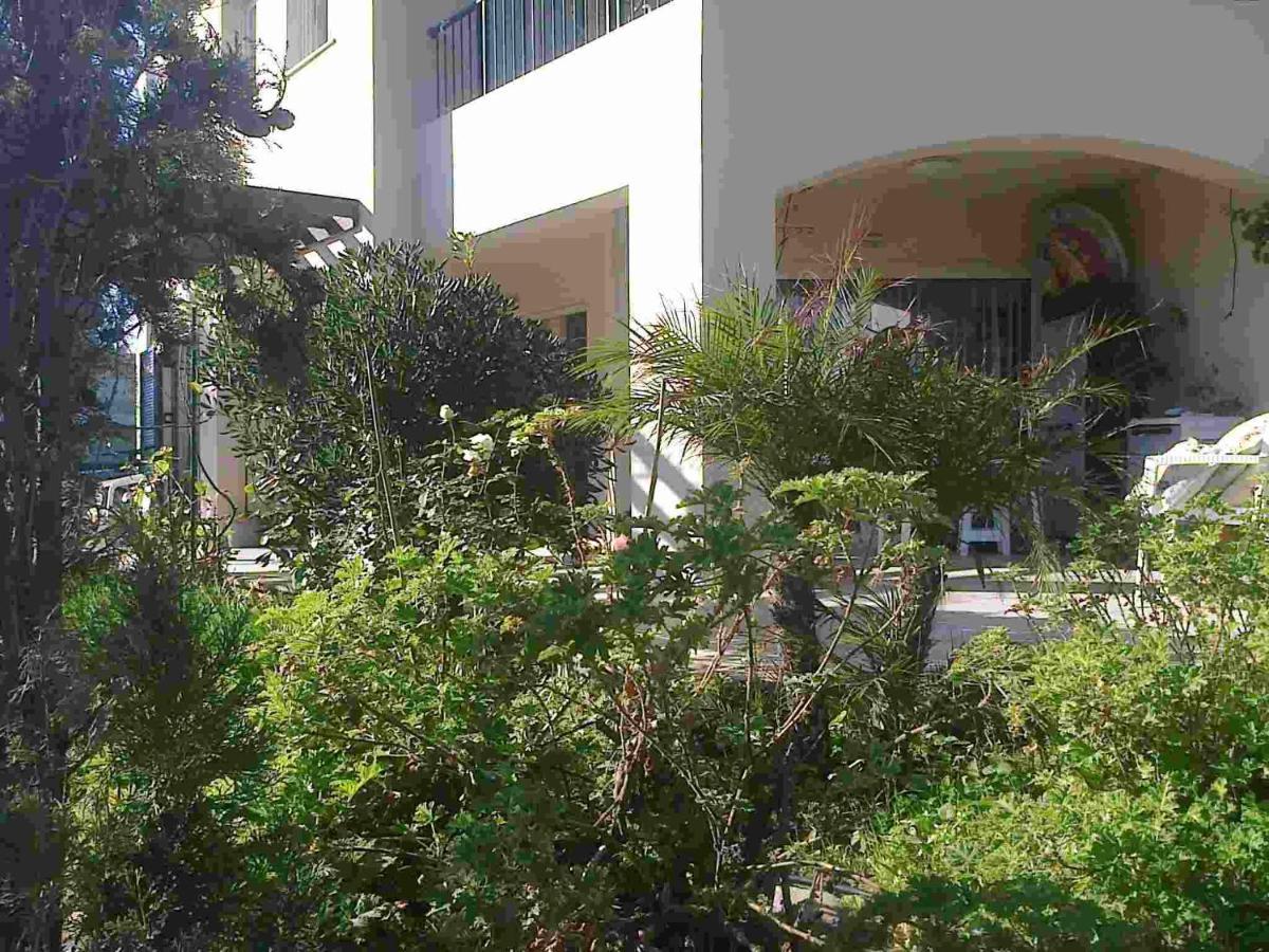 Apartament Leon Maleme Do 6 Os.アパートメント エクステリア 写真