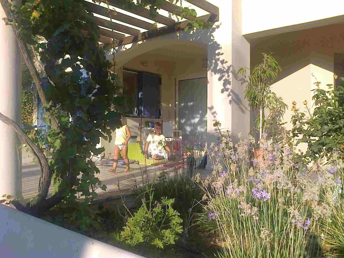Apartament Leon Maleme Do 6 Os.アパートメント エクステリア 写真