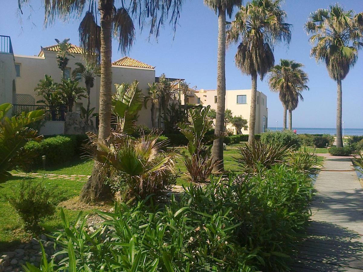 Apartament Leon Maleme Do 6 Os.アパートメント エクステリア 写真